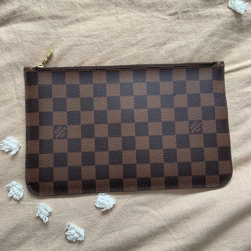 Neverfull Pouch ‼️SOLD‼️